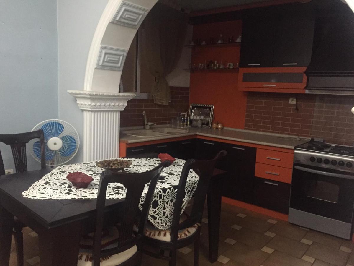 Vila Ridvani Korça Exteriör bild