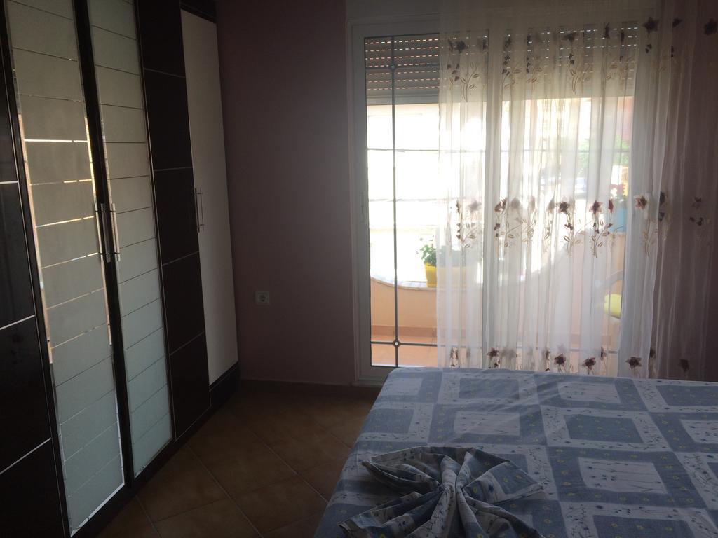 Vila Ridvani Korça Exteriör bild